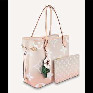 Louis Vuitton neverfull by the pool tote shopper with box oversized Lv beige